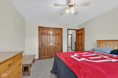 6781 Fieldstream Drive, Plainfield - 37