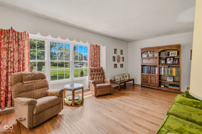 1406 Laurel Drive, Columbus - 11