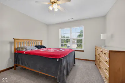 6781 Fieldstream Drive, Plainfield - 36
