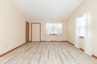 1176 E Apple Lake Drive, Greenfield - 6