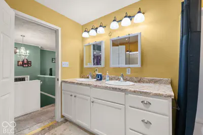 1081 Smith Circle, Paoli - 26