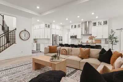 16225 Arndale Court, Fortville - 13