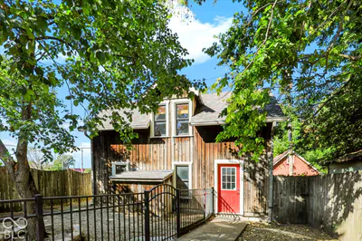 1114 Saint Clair Street, Indianapolis - 90