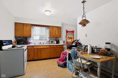 1612 Willis Drive, Bloomington - 35
