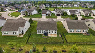 574 Harstad Boulevard, Westfield - 45