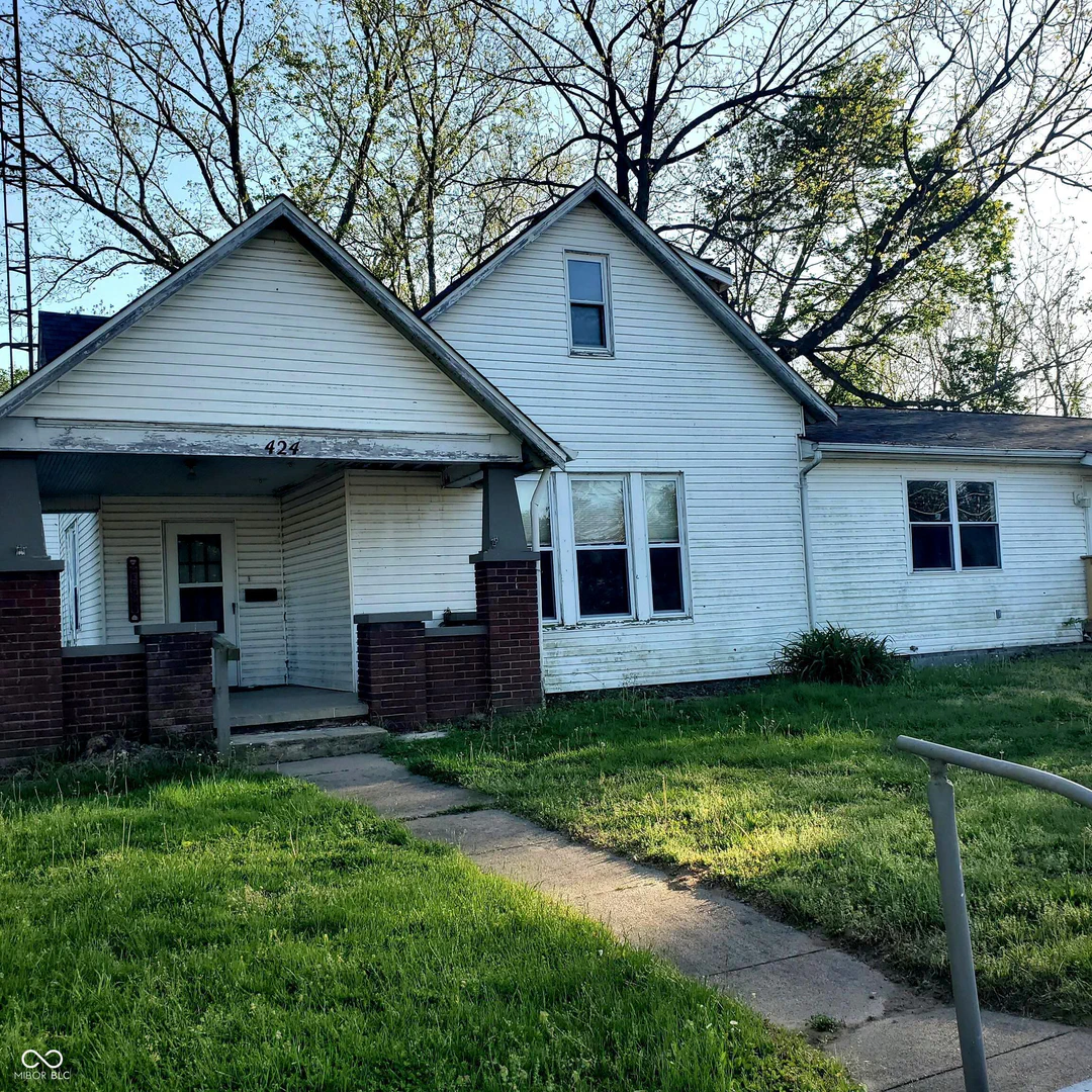 424 Commerce Street, Brownstown