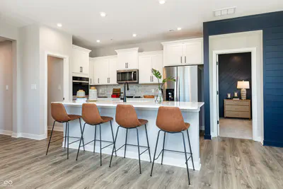 18505 Depoe Lane, Westfield - 2