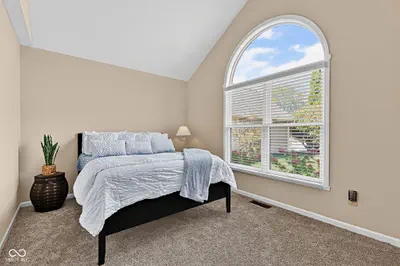 10753 Chesapeake Drive, Indianapolis - 25
