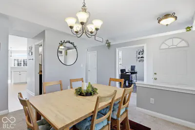 8035 Meadow Bend Lane, Indianapolis - 11