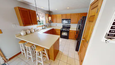 6476 Apple Cider Way, Avon - 15