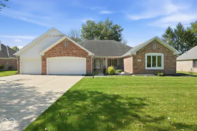 1048 Cobblefield Way, Greenfield