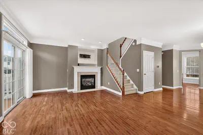 8655 Meridian Street, Indianapolis - 8