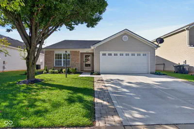 12733 Pinetop Way, Noblesville - 2
