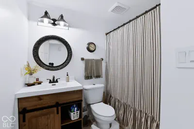6524 Breeds Hill Court, Indianapolis - 11