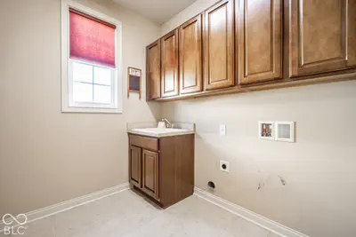 15735 Capital Spending Road, Westfield - 32