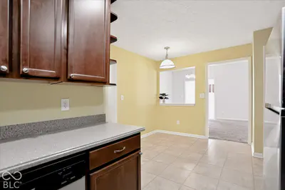 5517 Blairwood Drive, Indianapolis - 17
