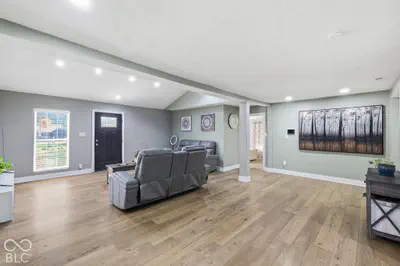 2064 Riviera, Indianapolis - 11