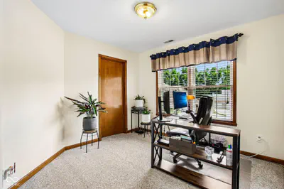 8344 Hunters Meadow Court, Indianapolis - 25