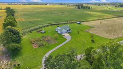 9009 Hamilton Road, Yoder - 47