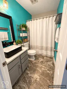 5884 Hollow Oak Trail, Carmel - 40