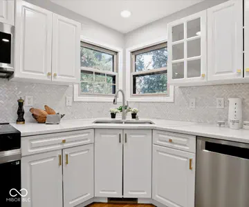 2601 Trotters Run, Bloomington - 18