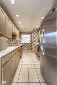 9251 Spring Forest Drive, Indianapolis - 14