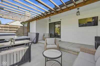 1043 Shadowlawn Avenue, Greencastle - 47