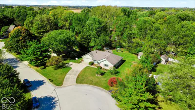 8879 Lesley Lane, Brownsburg - 49
