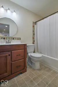 9858 Springstone Road, Fishers - 38