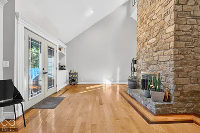 1053 Goldfinch Road, Columbus - 3