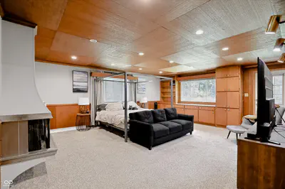 8824 Crestview Drive, Indianapolis - 12