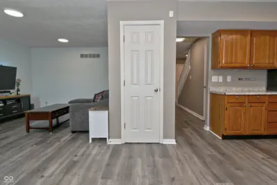 7349 Plantation Lane, Avon - 21