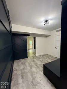8900 Island Pond Road, Quincy - 26