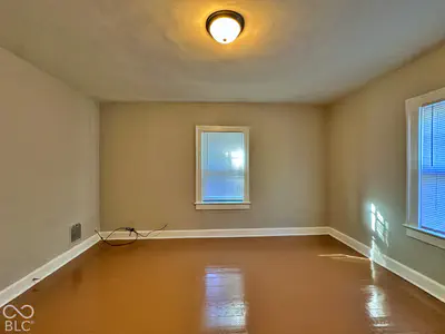 4221 Guilford Avenue, Indianapolis - 24