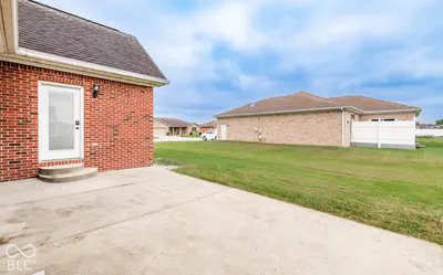 9162 Janelle Drive, Seymour - 17