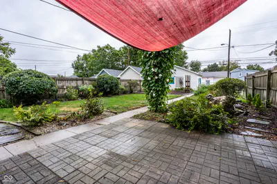 1527 Woodlawn Avenue, Indianapolis - 34