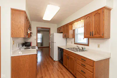 640 S School Street #28, Brownsburg - 21