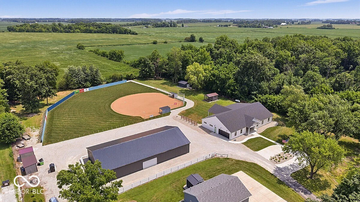 1325 Middle Jamestown Road, Lebanon