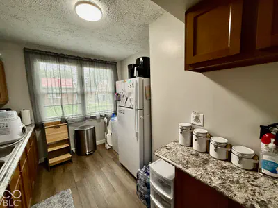 635 High Street, Versailles - 5