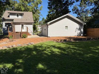 1221 E Edwards Avenue, Indianapolis - 32