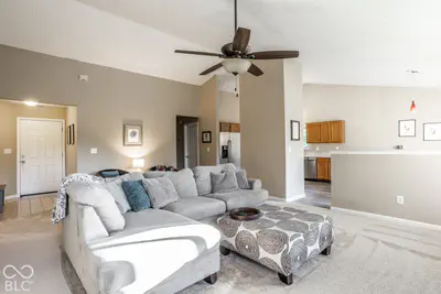 6209 Glebe Circle, Indianapolis - 6