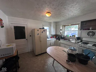 1305 E 26th Street, Anderson - 7