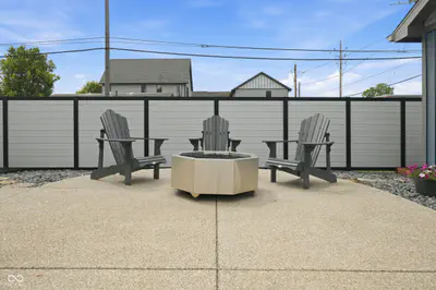 1904 Carrollton Avenue, Indianapolis - 40