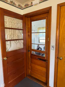 206 5th Street, Greensburg - 10