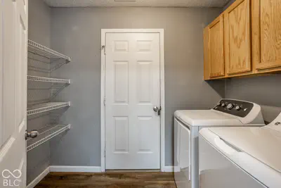 6809 Dover Place, McCordsville - 27
