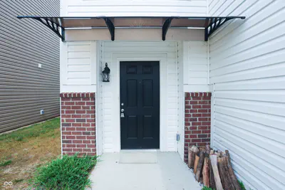 950 Amesbury Court, Indianapolis - 4