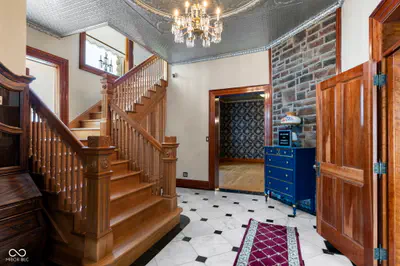 500 E Washington Street, Frankfort - 12