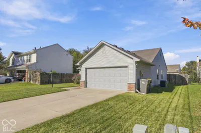 5914 Woodcote Drive, Indianapolis - 2