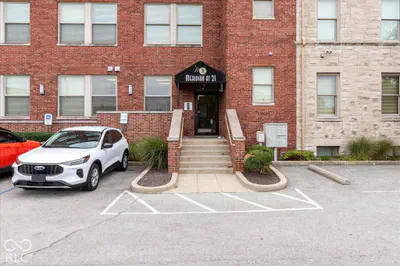 2105 Meridian Street, Indianapolis - 25