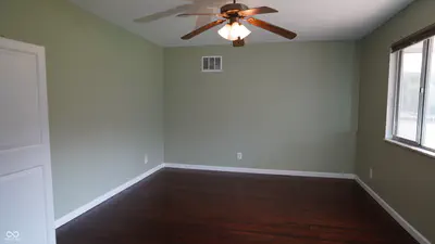 16122 Southeastern Parkway, Fortville - 7